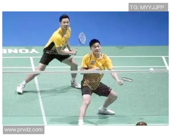 羽毛球混双组合的战术特点与选手配合分析探讨